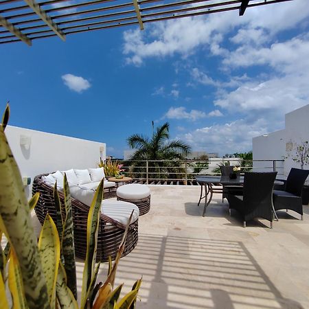 Luxurious & Central Condo In Playa Steps From The Beach Плая-дель-Кармен Экстерьер фото