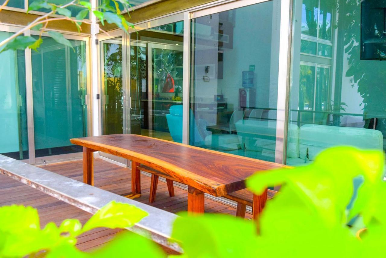 Luxurious & Central Condo In Playa Steps From The Beach Плая-дель-Кармен Экстерьер фото