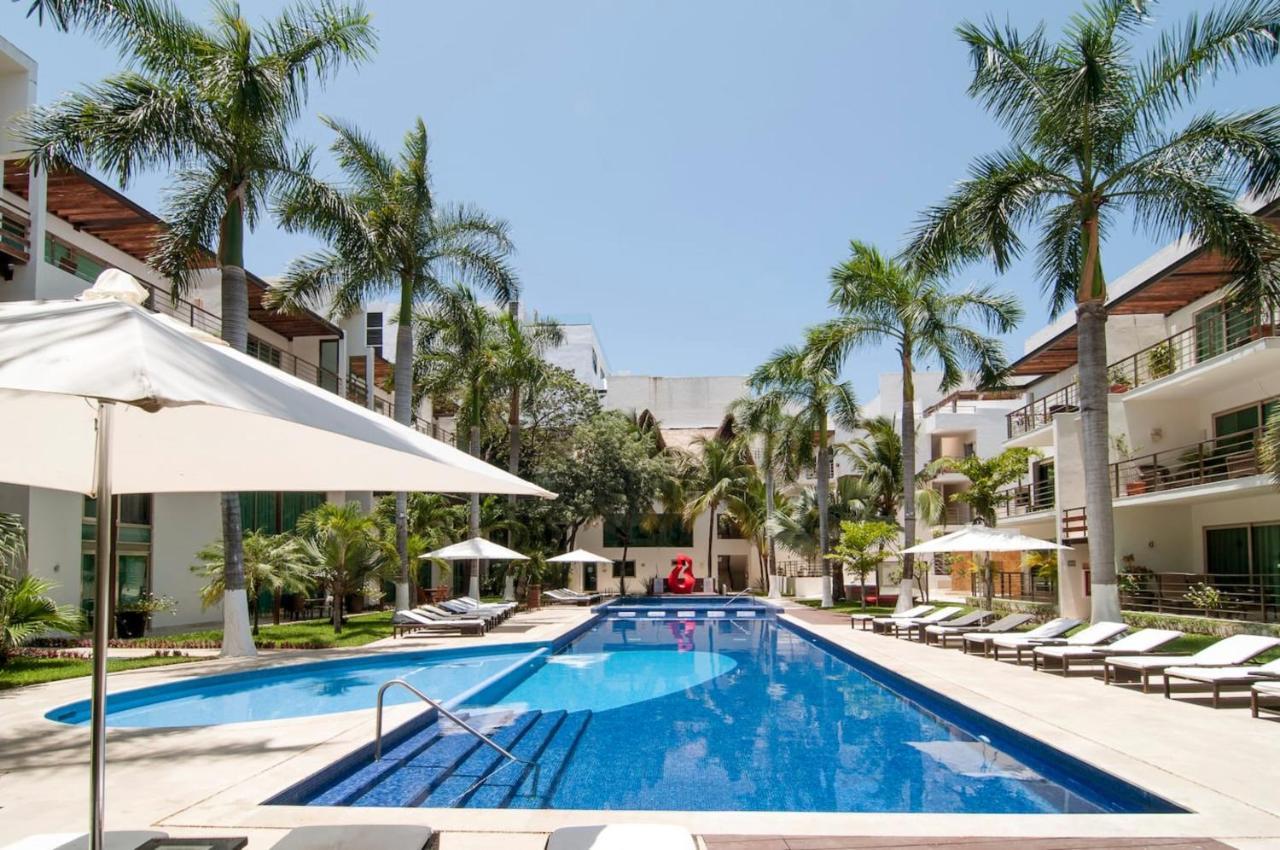 Luxurious & Central Condo In Playa Steps From The Beach Плая-дель-Кармен Экстерьер фото