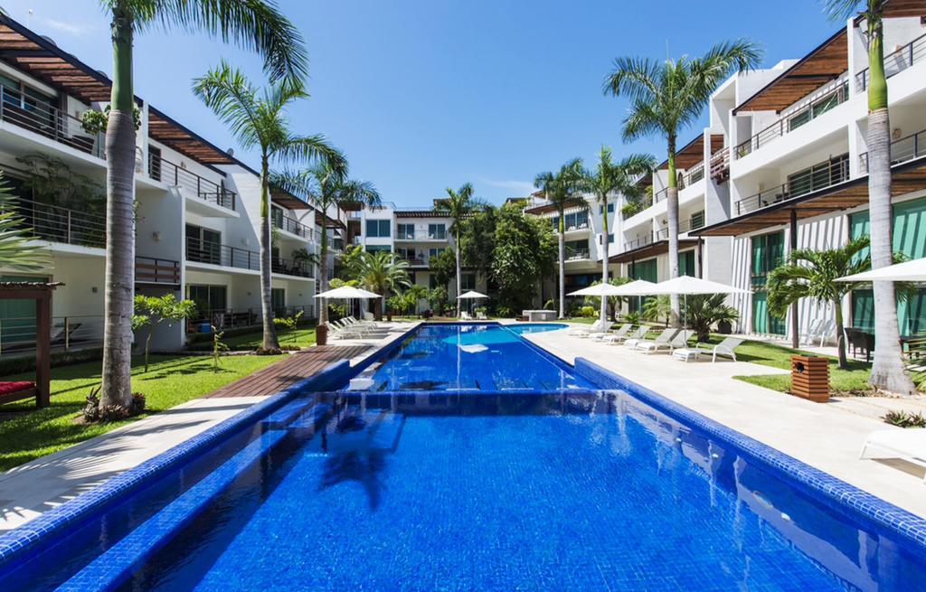 Luxurious & Central Condo In Playa Steps From The Beach Плая-дель-Кармен Экстерьер фото