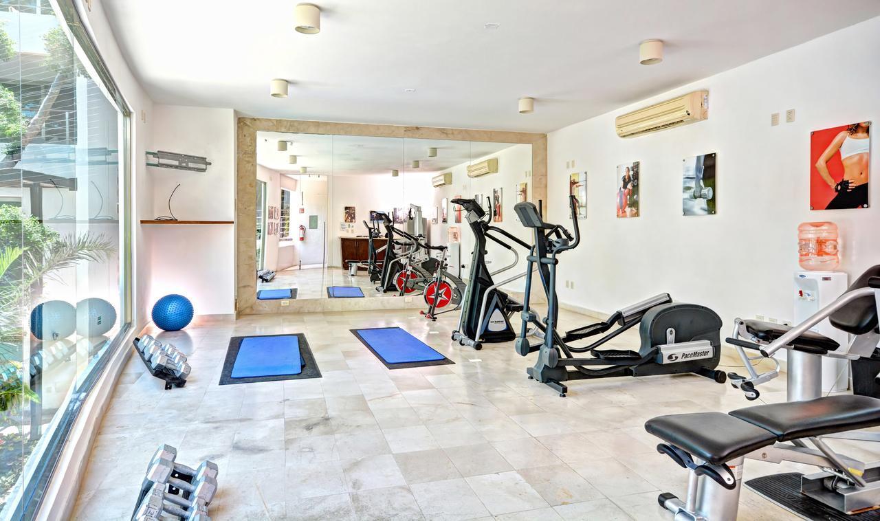Luxurious & Central Condo In Playa Steps From The Beach Плая-дель-Кармен Экстерьер фото