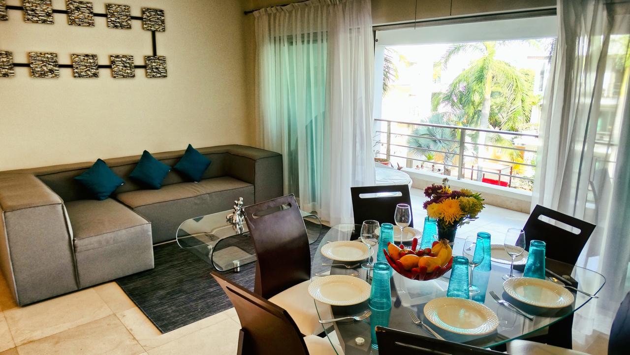 Luxurious & Central Condo In Playa Steps From The Beach Плая-дель-Кармен Экстерьер фото