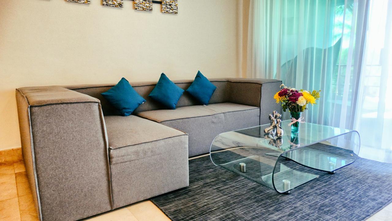 Luxurious & Central Condo In Playa Steps From The Beach Плая-дель-Кармен Экстерьер фото