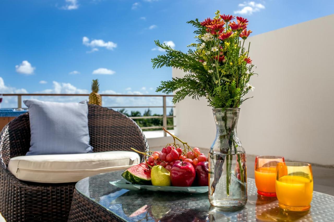 Luxurious & Central Condo In Playa Steps From The Beach Плая-дель-Кармен Экстерьер фото