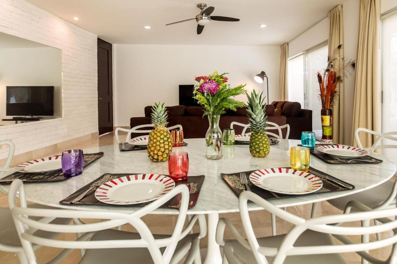 Luxurious & Central Condo In Playa Steps From The Beach Плая-дель-Кармен Экстерьер фото