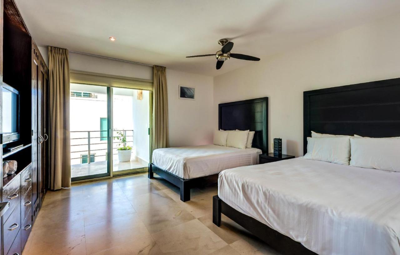 Luxurious & Central Condo In Playa Steps From The Beach Плая-дель-Кармен Экстерьер фото